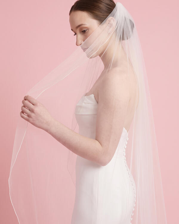 1-901-C Veil (Leonora)