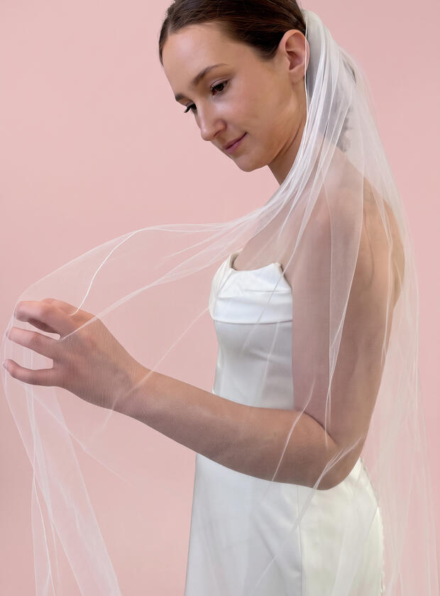 $56.75Kira Veil