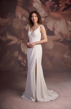 Theia CoutureAstra
