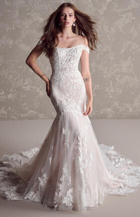Maggie SotteroCambria