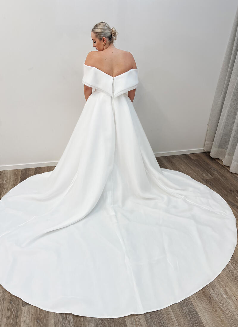 Forget Me Knot Canberra | Wedding Dress New Zealand