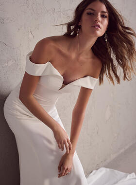Rebecca Ingram Colby Wedding Dress