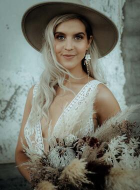 LaValla Estate photo shoot, see full article for credits