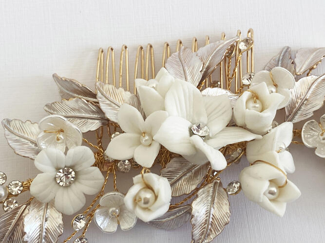 Porcelain flowers