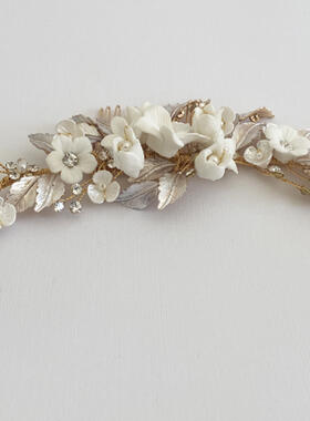 Porcelain flowers