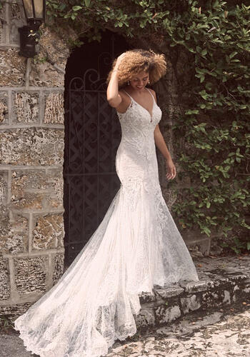 Maggie SotteroEsther
