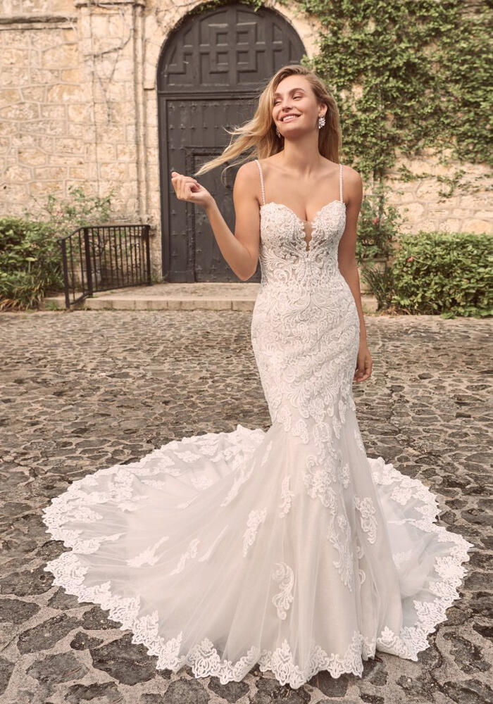 Maggie SotteroFiona
