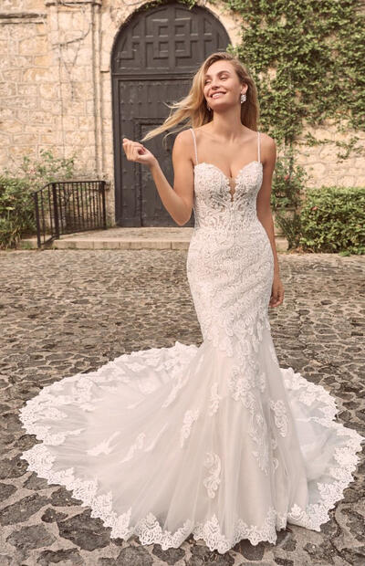 Maggie SotteroFiona