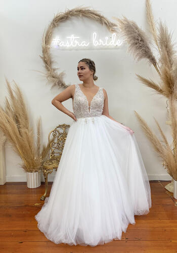 Happily Ever AfterHalle.FMK