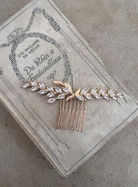 Diamante comb