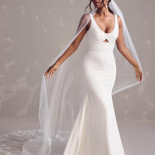 Rebecca IngramIliana