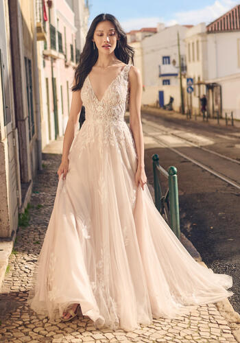 Maggie SotteroJodie