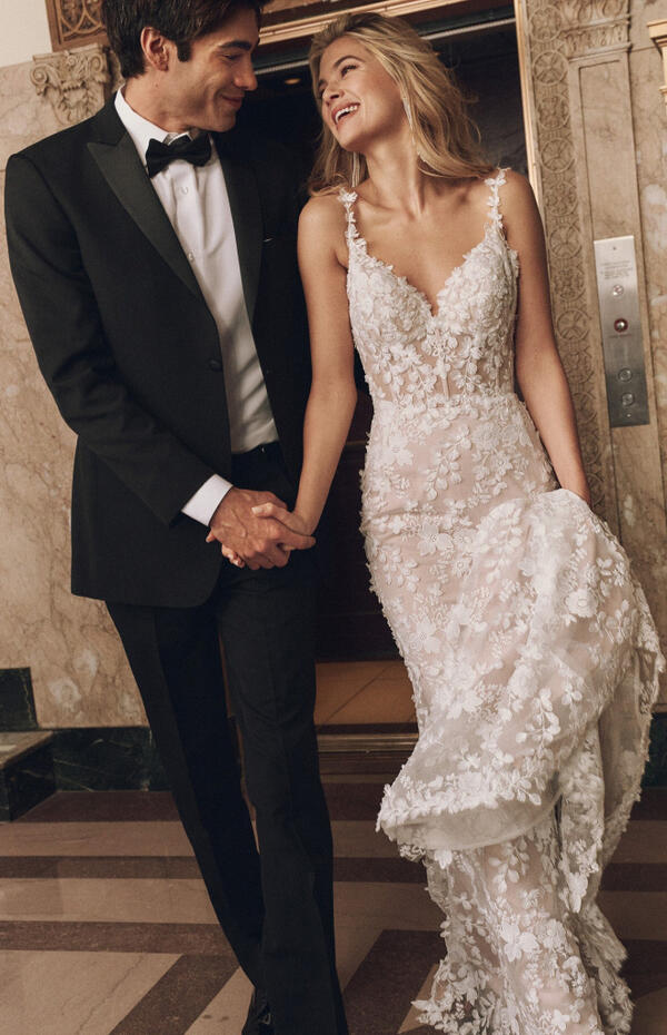 Maggie SotteroLadonna Lane