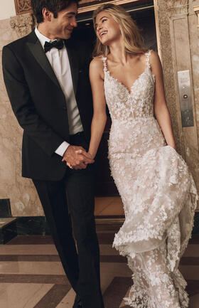 Maggie SotteroLadonna Lane