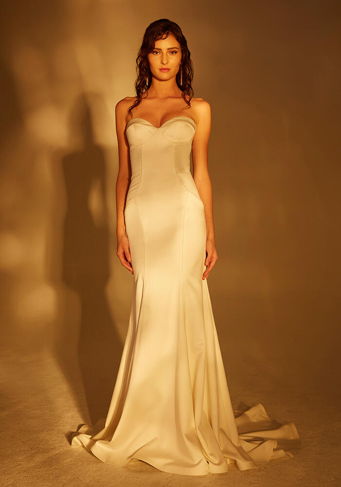 Theia CoutureMarina