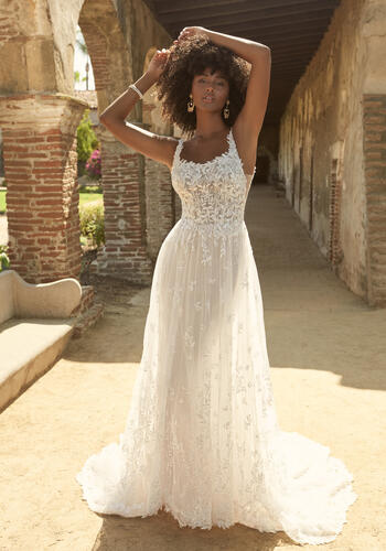 Snapped up for a weddingMindel