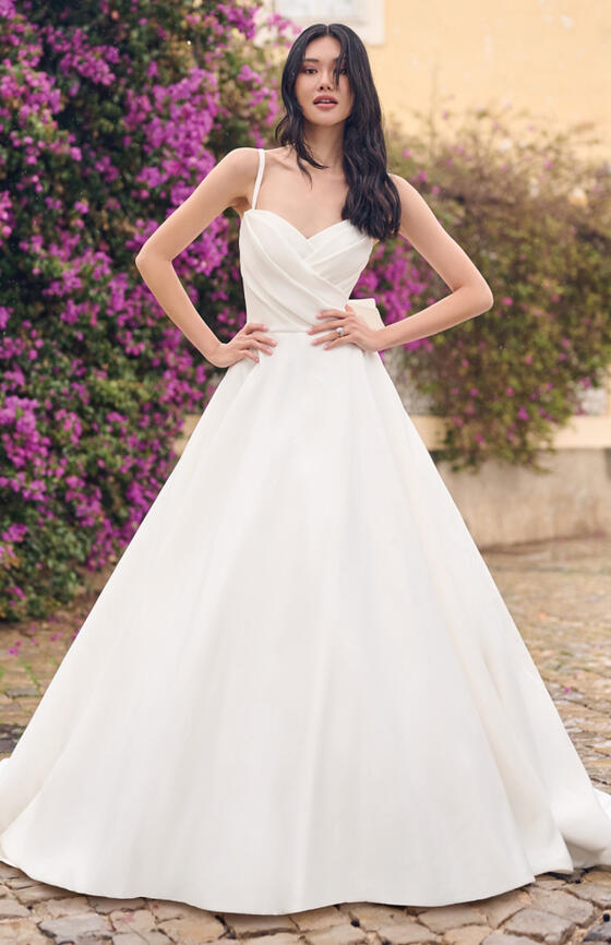 
                 
               Maggie Sottero
            