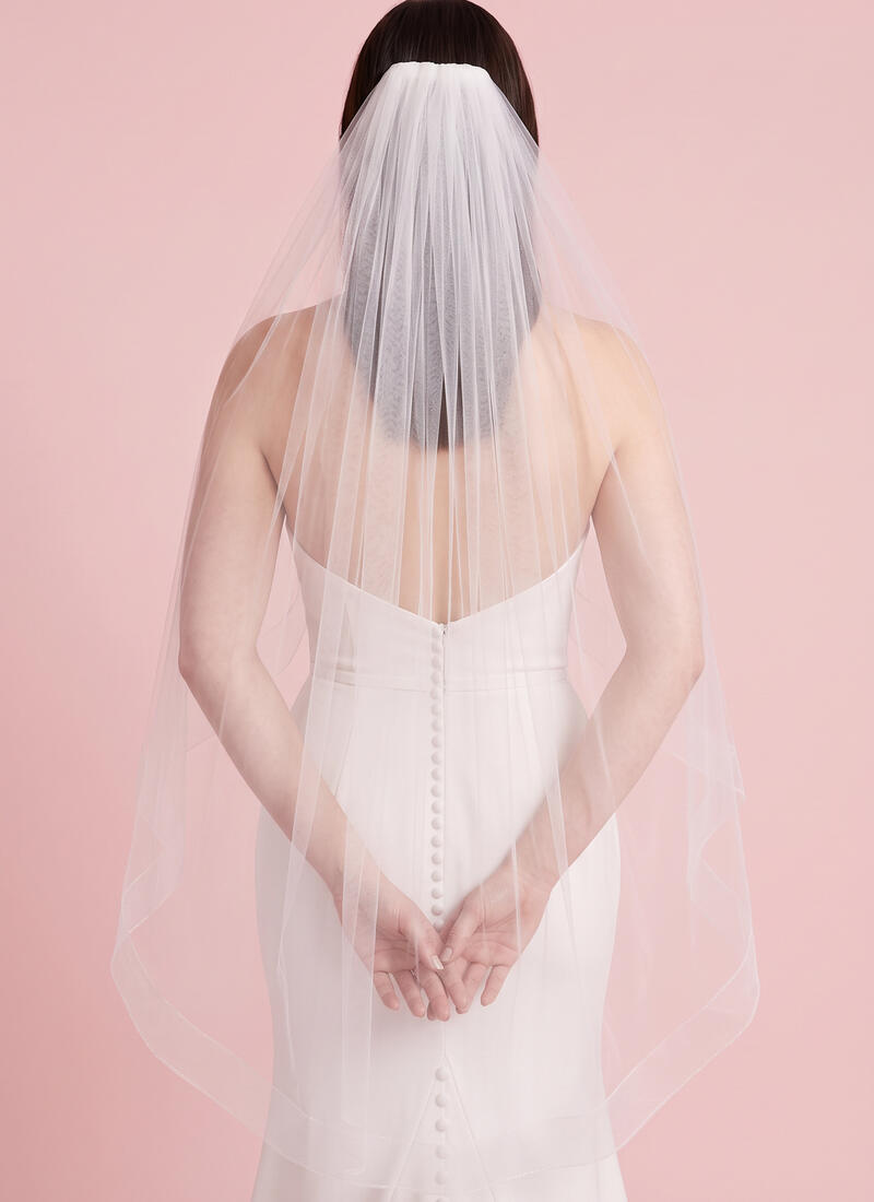 Elaine Veil 