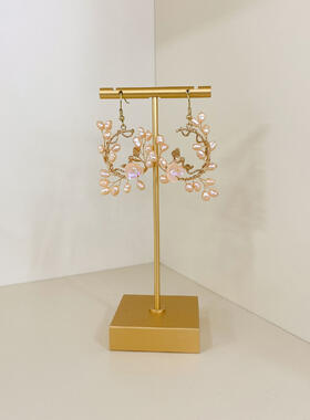 Hummingbird hoops