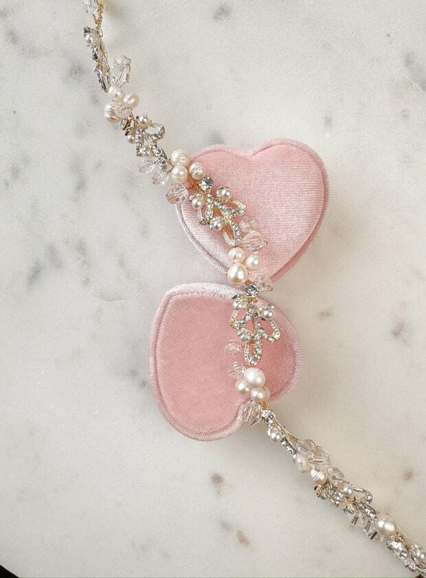 $44.75Petals and pearls
