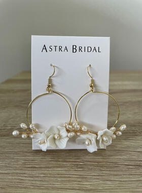 Pearl hoops