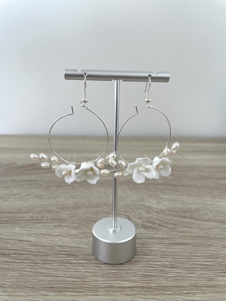 Pearl hoops