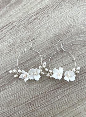 Pearl hoops