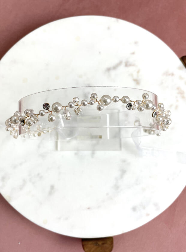 $24.75Delicate vine