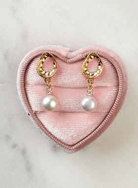 Pearl & gold