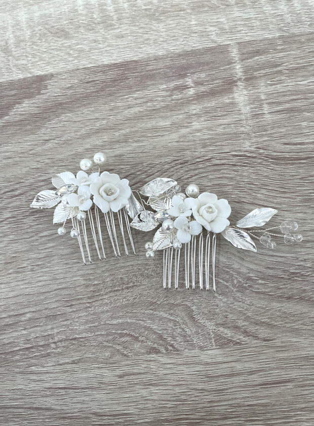 $44.75Pearl and porcelain
