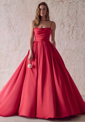 Maggie SotteroScarlet