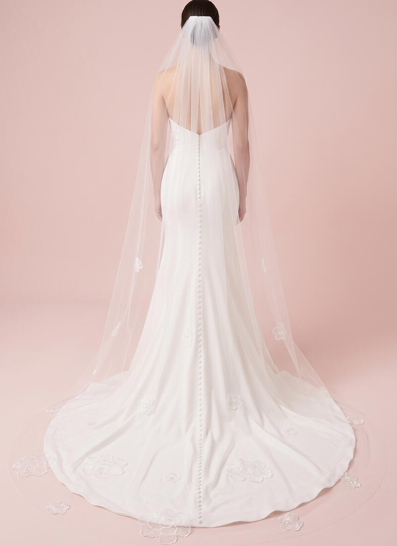 Oraya Veil