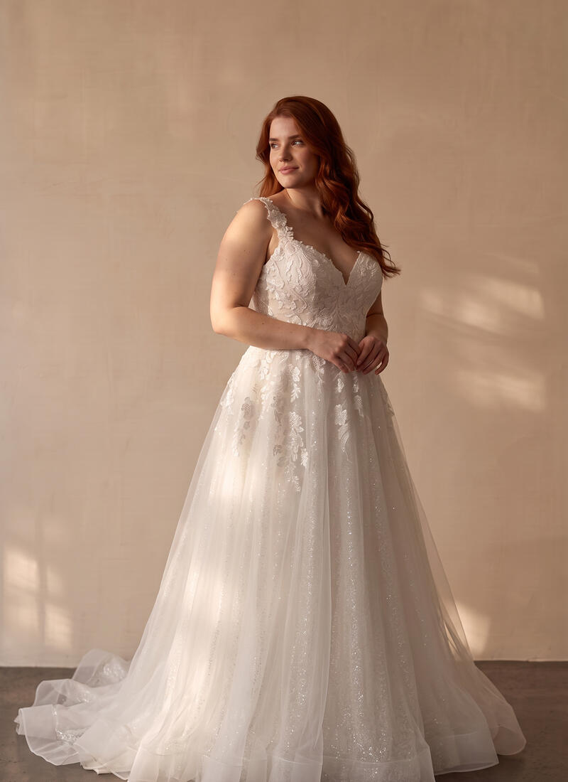 Makerry Dahlia Wedding Dress