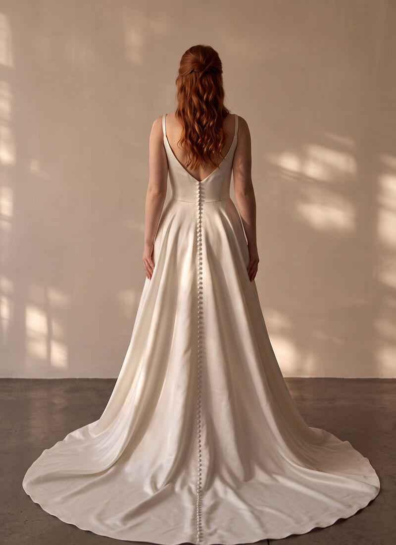Makerry Camellia Wedding Dress