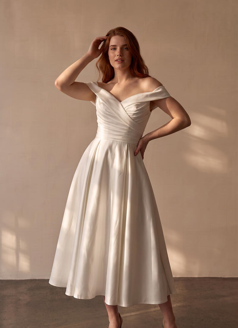 Makerry Iris Rose Wedding Dress