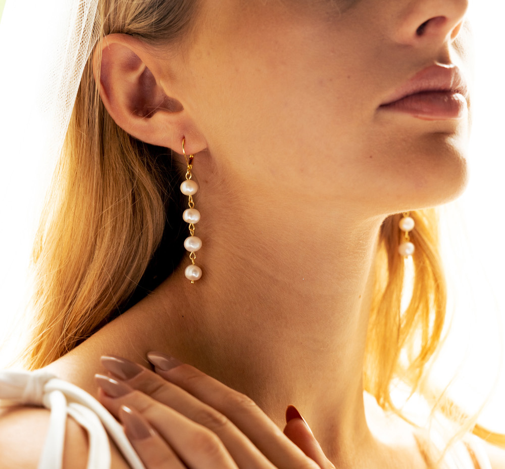 Pearl and Chain