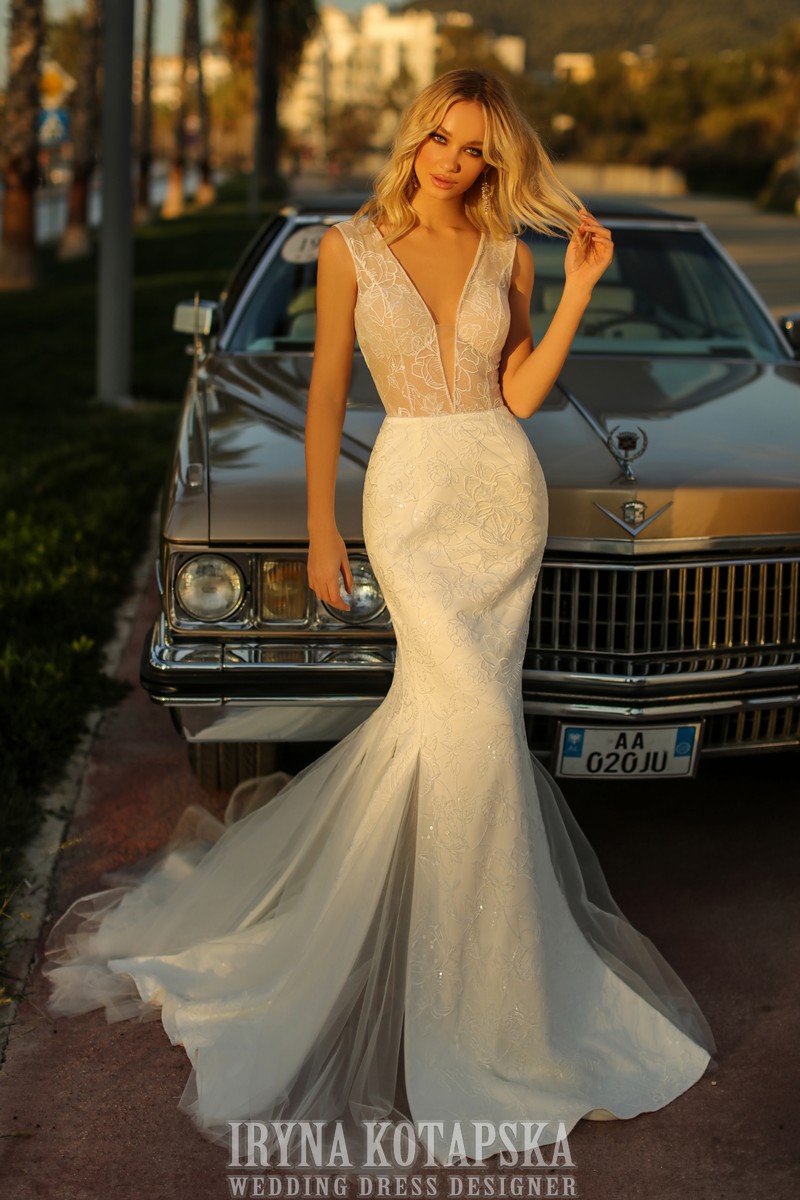 Iryna Kotapska 2139 | Wedding Dress New Zealand