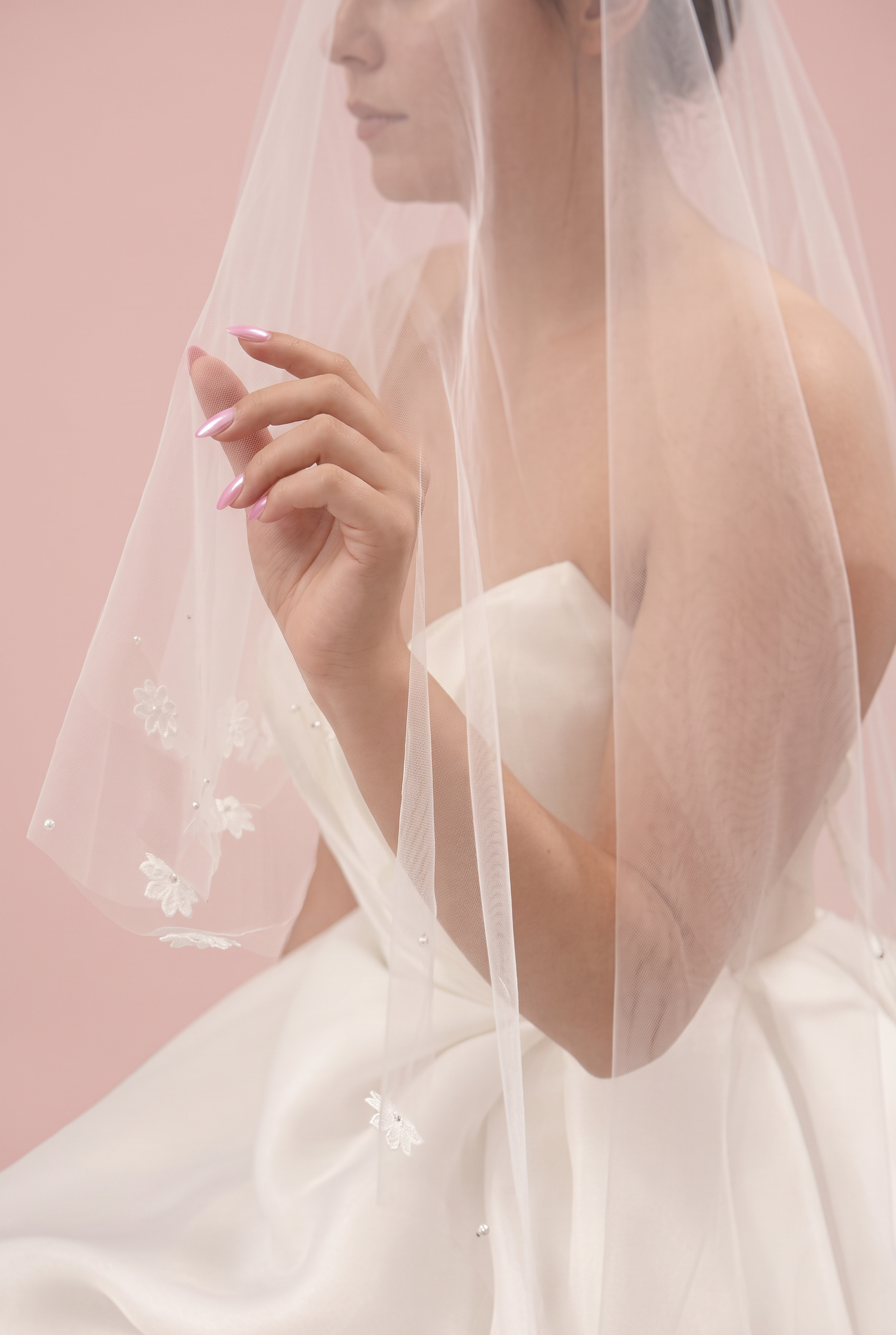 Daisy Veil