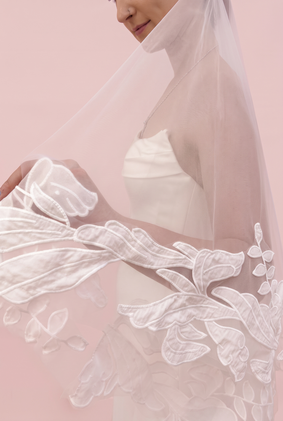 Mira Veil