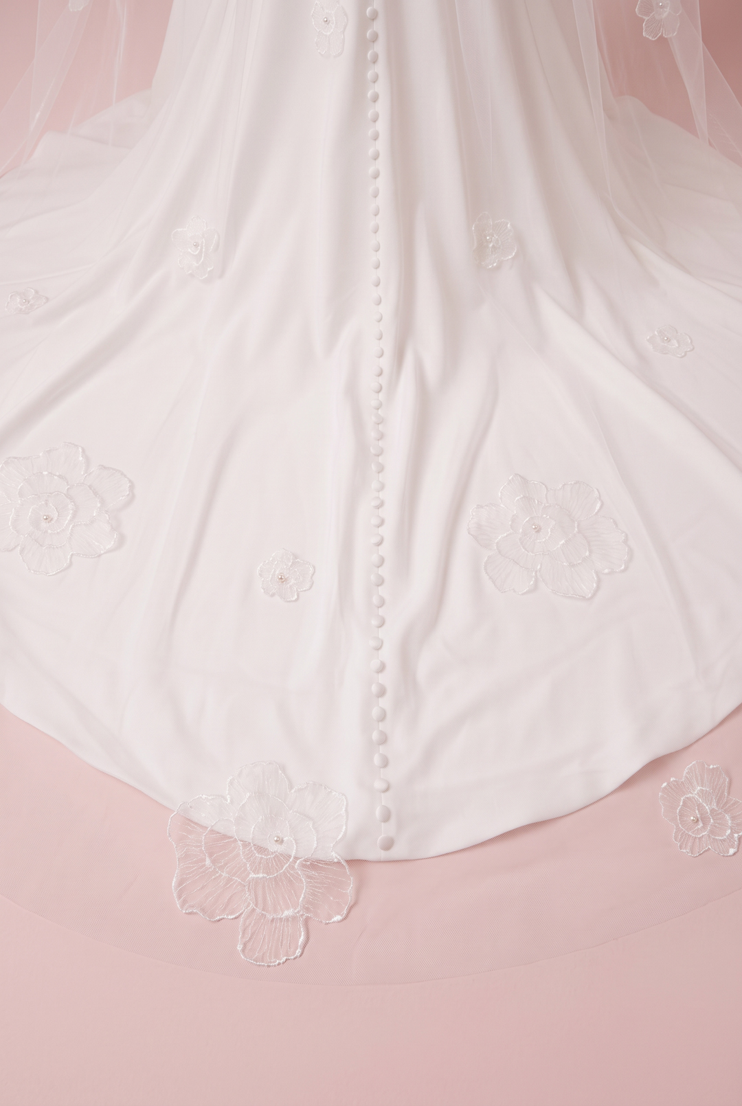 Oraya Veil