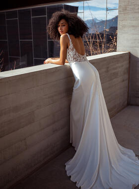 Jenny Yoo Dasha