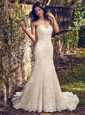The Bridal Outlet Maggie Sottero Saige 20