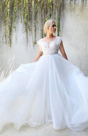 sorry someone already said yes to this dress!HF9135