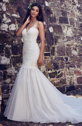 Snapped up for a wedding!Adaleine