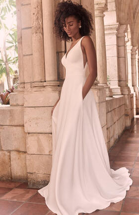 Maggie SotteroJosephine Lynette