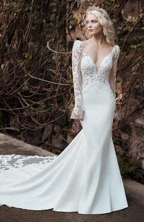 Maggie SotteroNikki