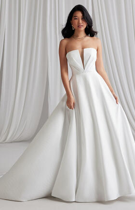 Maggie SotteroAmber Marie