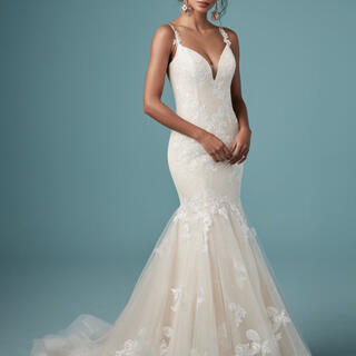Maggie SotteroAlly
