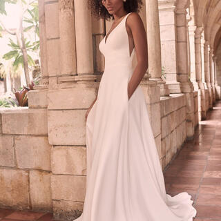 Off to a weddingJosephine Lynette
