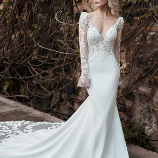 Maggie SotteroNikki